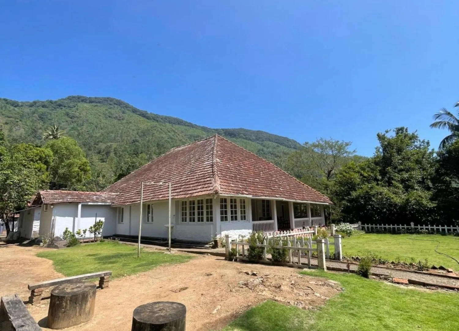 Merchiston Estates Villa Ponmudi  Farm stay